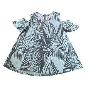 !!3 for $20!! Palm Harbor Tropical Print Short Sleeve Size: Medium